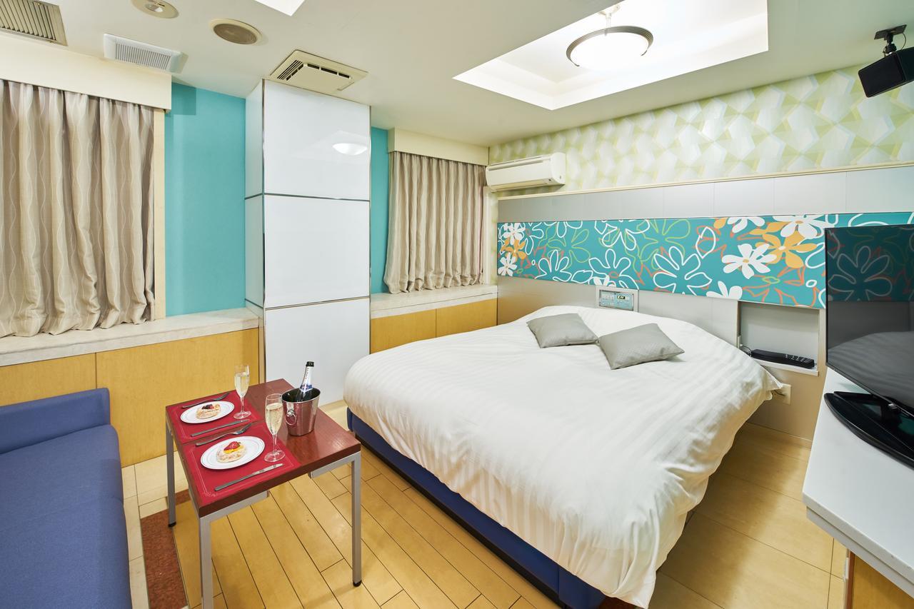 Hotel Aqua Blue Yokosuka (Adults Only) Extérieur photo