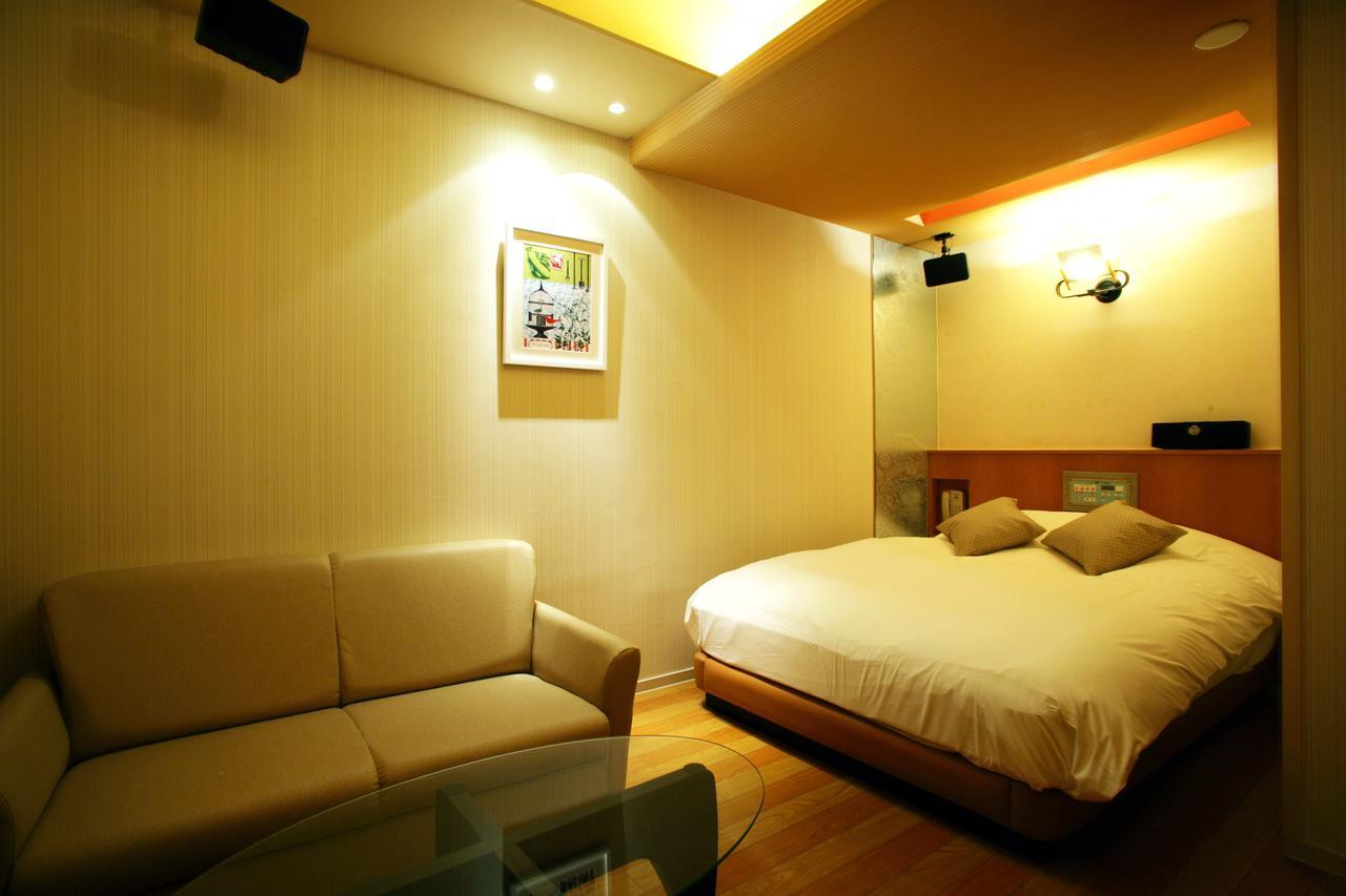 Hotel Aqua Blue Yokosuka (Adults Only) Extérieur photo